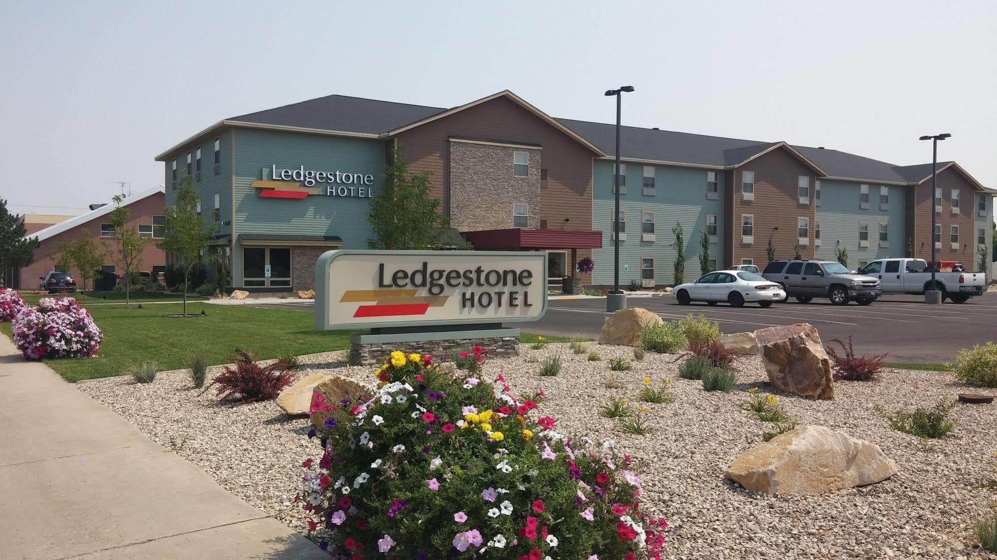 Ledgestone Hotel Vernal Exterior foto